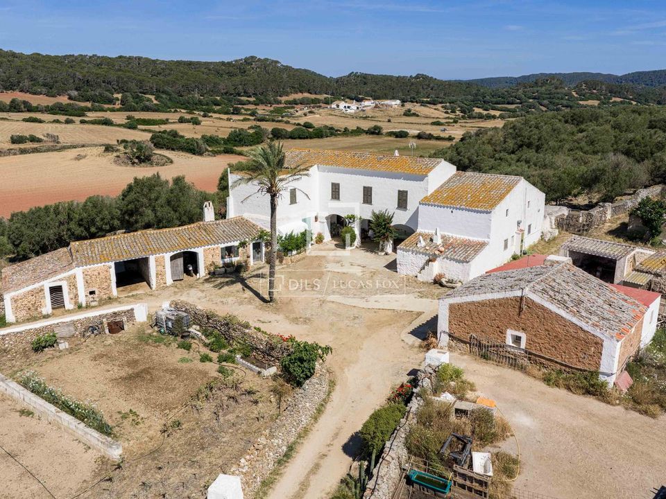 Landejendom i Ciutadella De Menorca, Menorca - foto 1