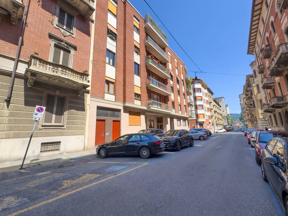 Erhvervsejendom i Torino, Turin - foto 1