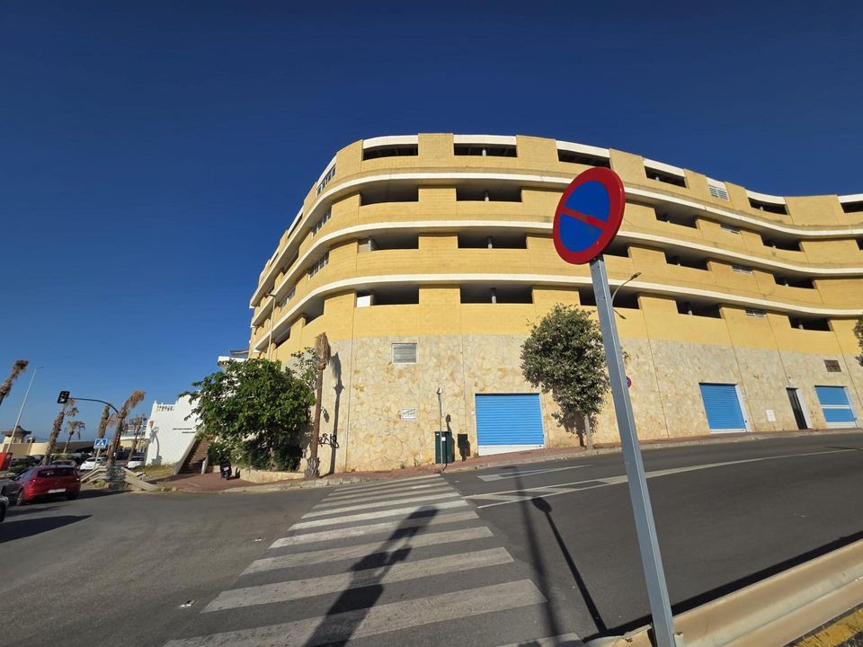 Garage in Benalmadena, Malaga - Foto 1