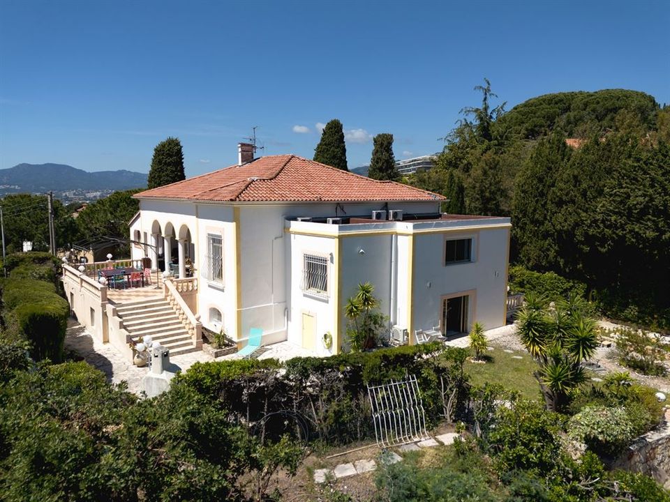 Villa i Cannes, Alpes-Maritimes - foto 1