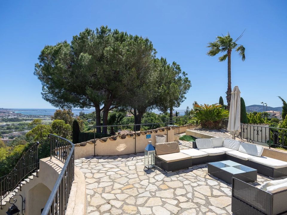Villa i Mandelieu-la-Napoule, Alpes-Maritimes - foto 2