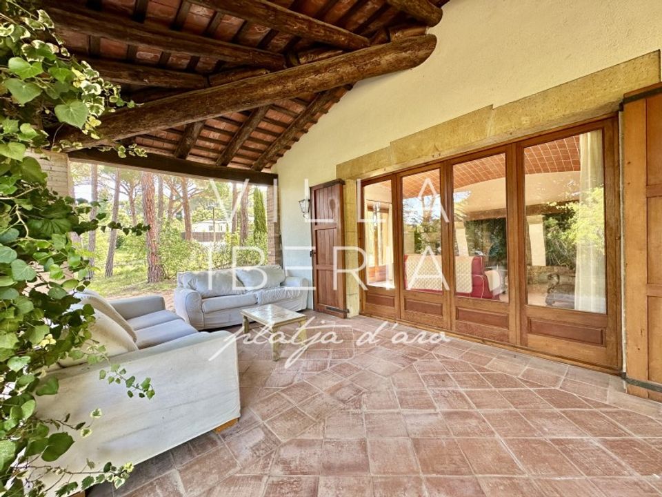 Villa i Bufaganyes, Gerona - foto 1