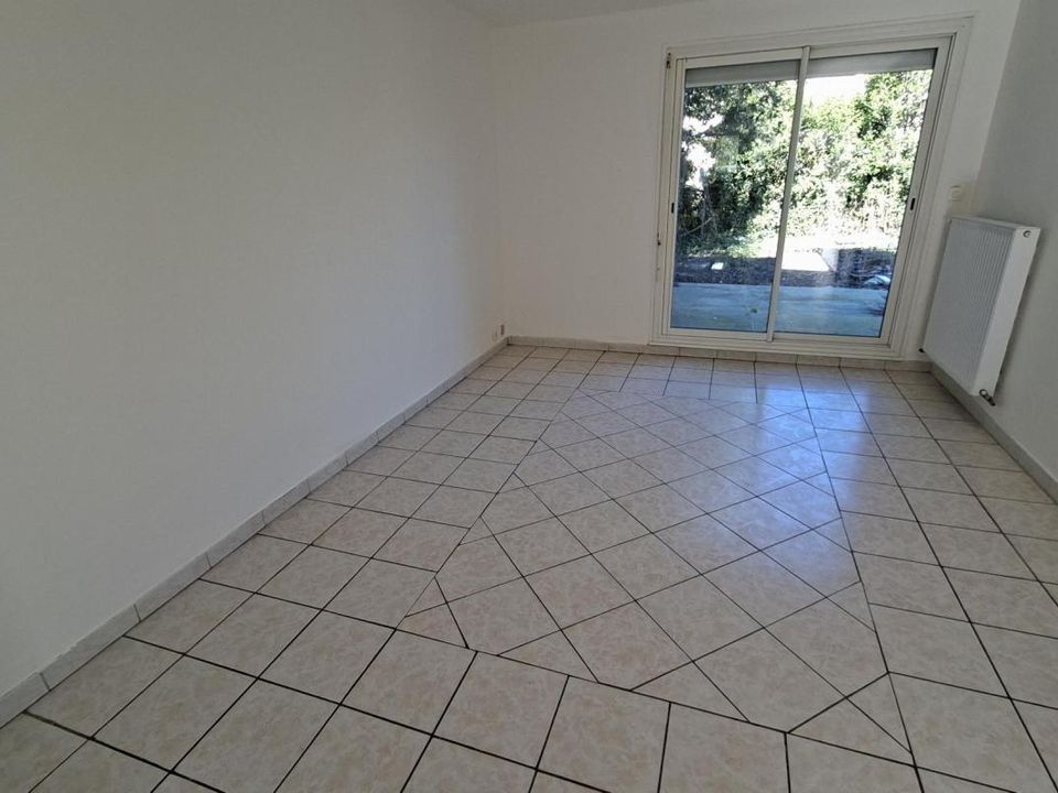Villa in Le Thor, Vaucluse - photo 3