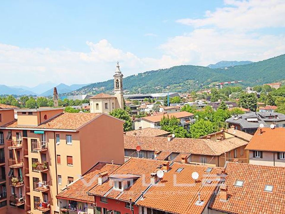 Lejlighed i Bergamo, Bergamo - foto 4