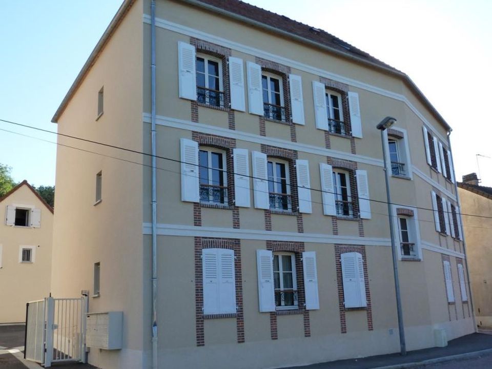 Lejlighed i Toucy, Yonne - foto 1