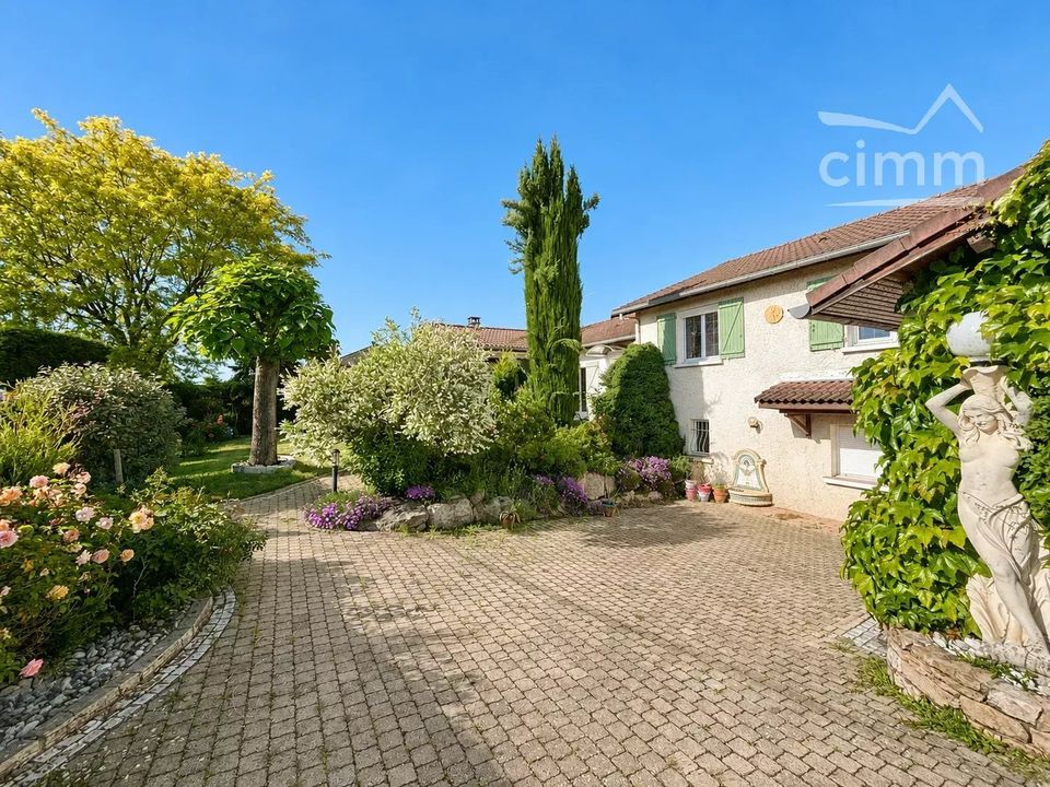 Villa i Veauche, Loire - foto 1