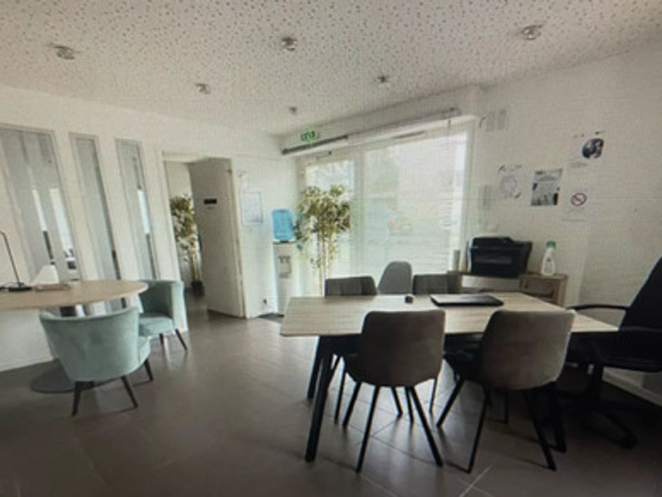 Erhvervsejendom i Nantes, Loire-Atlantique - foto 1