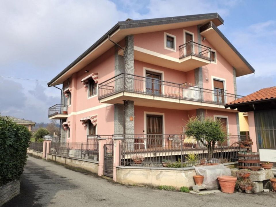 Villa i Bagnolo Piemonte, Cuneo - foto 3