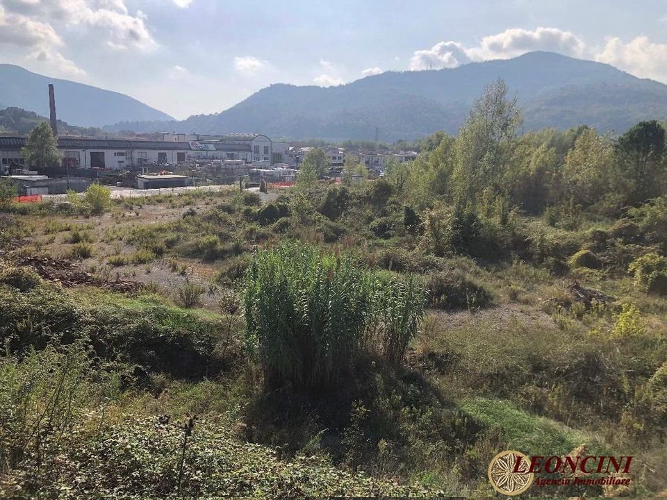 Erhvervsejendom i Aulla, Massa and Carrara - foto 1
