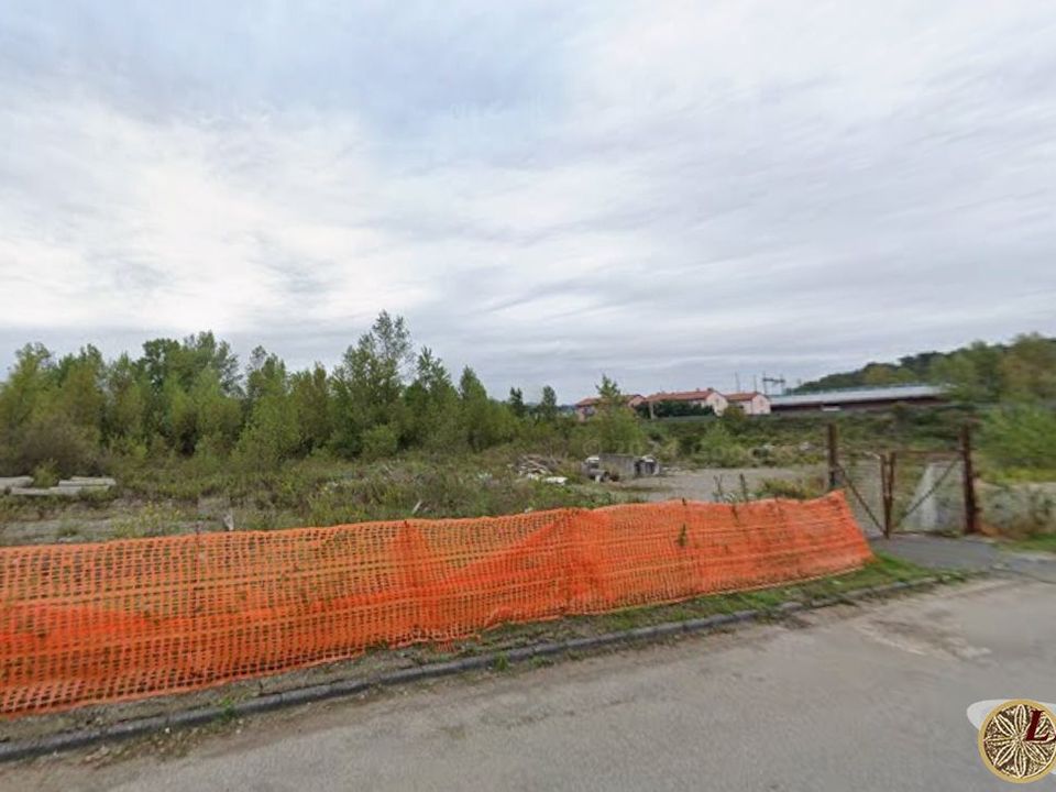 Erhvervsejendom i Aulla, Massa and Carrara - foto 3