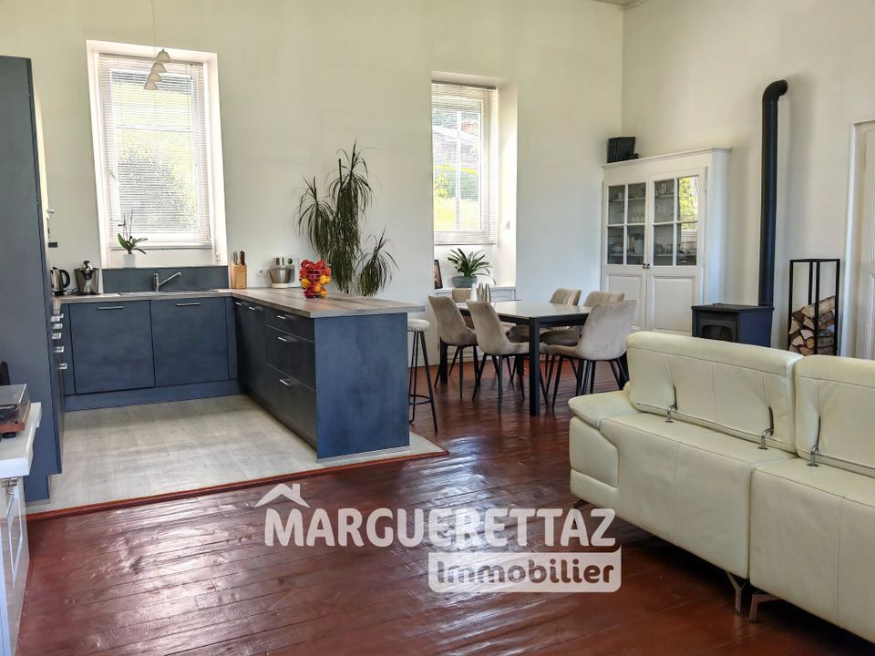 Villa i Châtillon-sur-Cluses, Haute-Savoie - foto 1