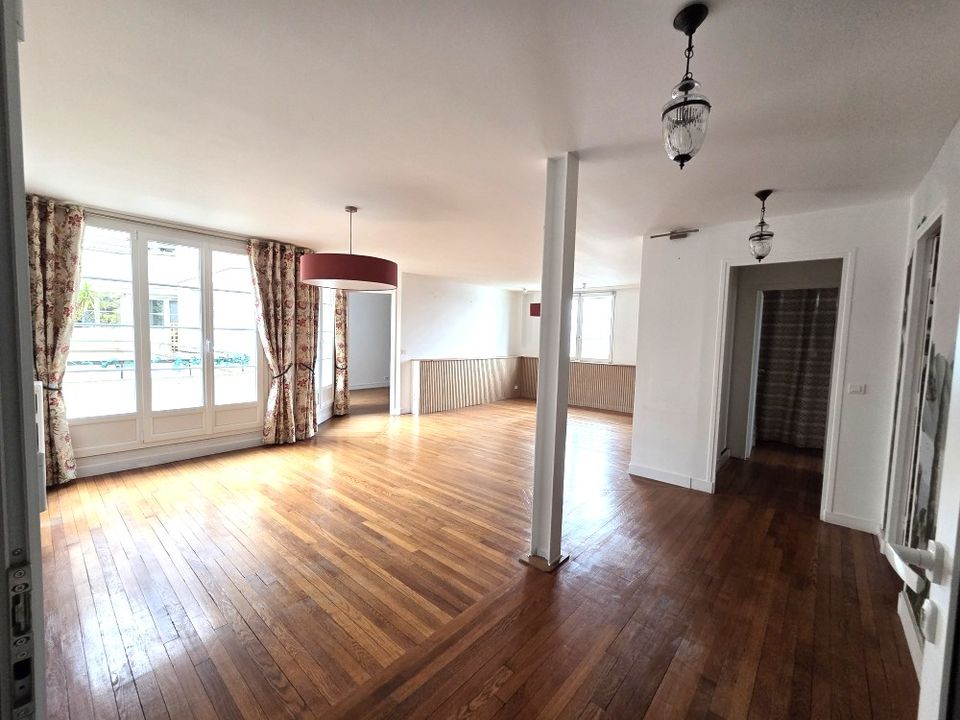 Lejlighed i Issy-les-Moulineaux, Hauts-de-Seine - foto 4