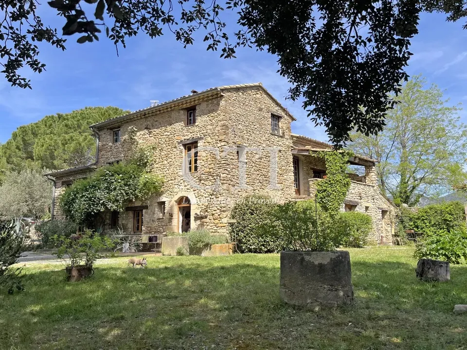 Villa a Vaison-la-Romaine, Vaucluse - foto 1