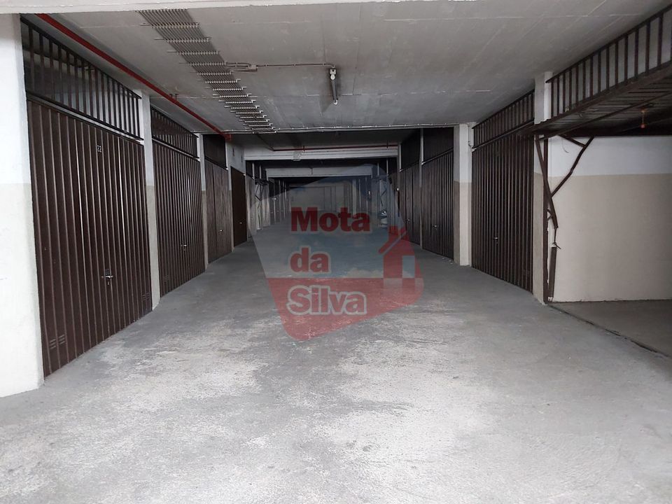 Garage i Almada, Setubal - foto 3