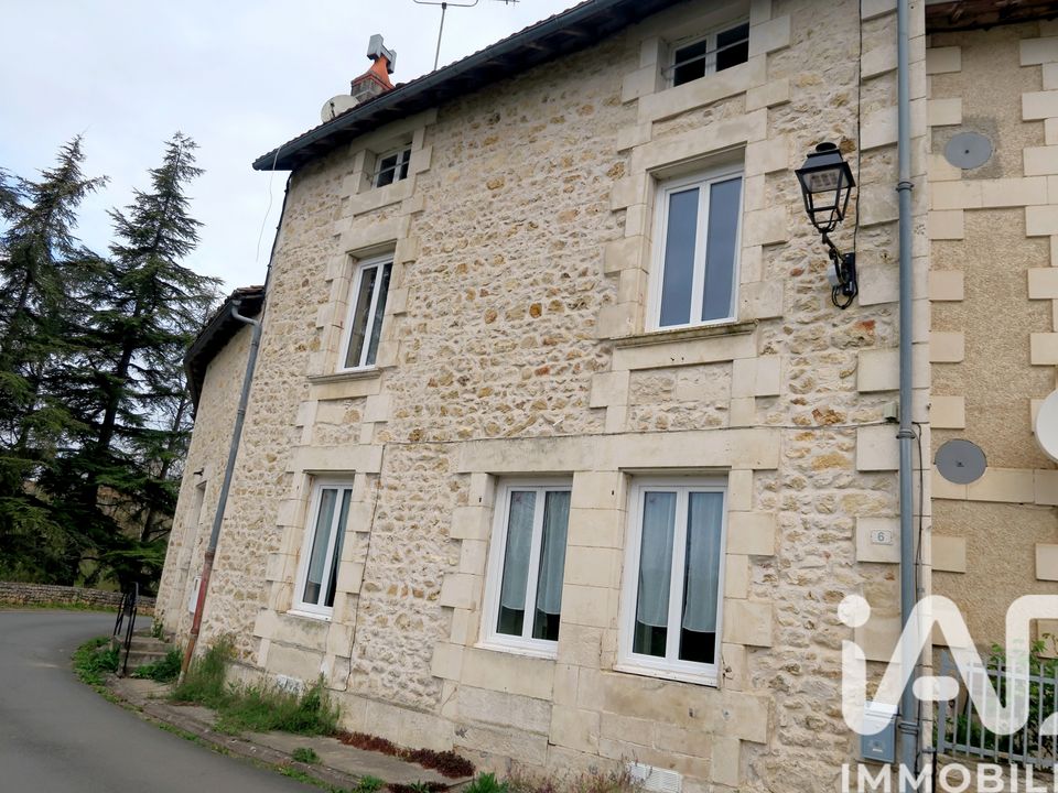 Villa em Valdivienne, Vienne - foto 1