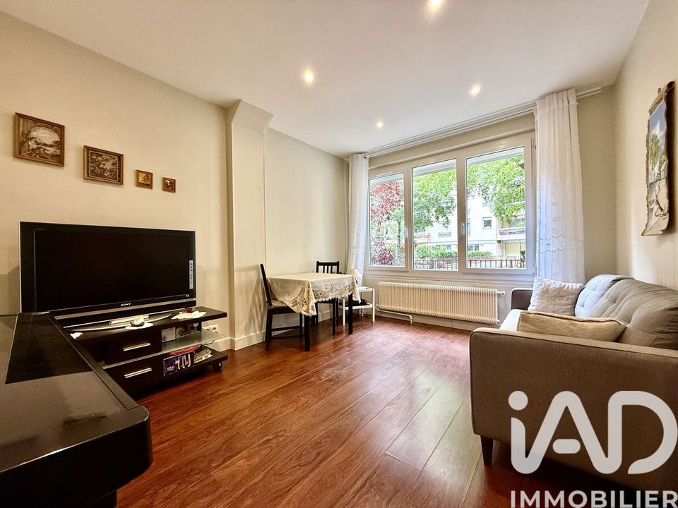 Lejlighed i Courbevoie, Hauts-de-Seine - foto 1