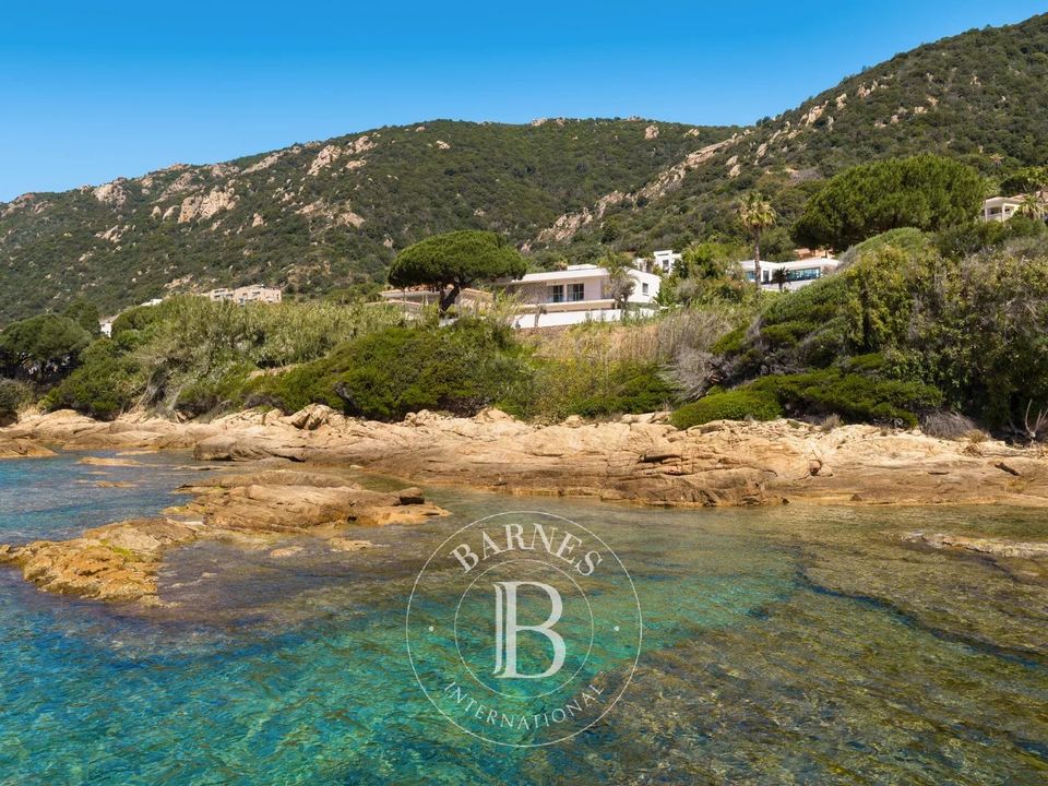 Villa i Ajaccio, Corse-du-Sud - foto 1