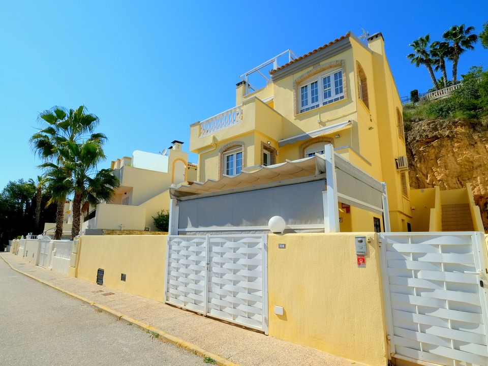 Villa i Las Ramblas Golf, Alicante - foto 1