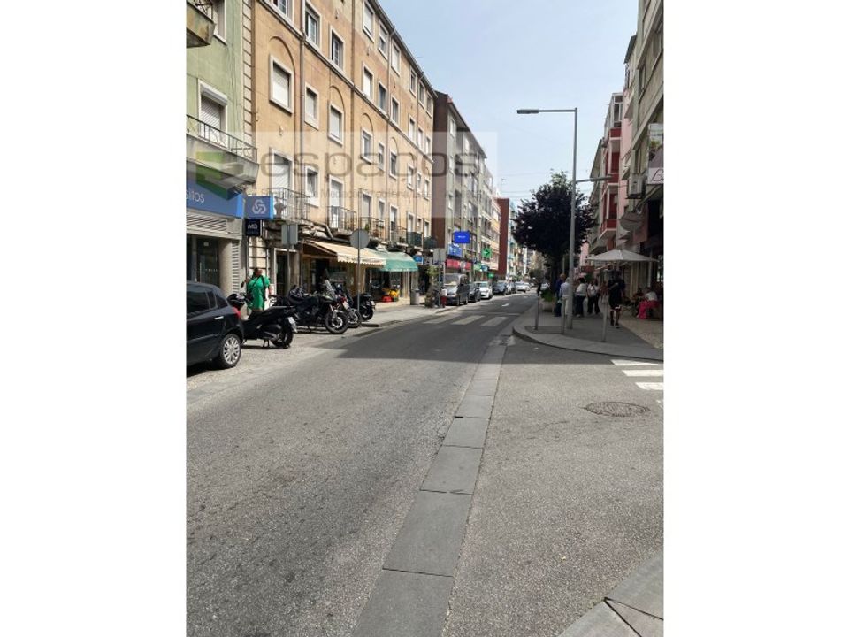Erhvervsejendom i Moscavide, Lisbon - foto 2