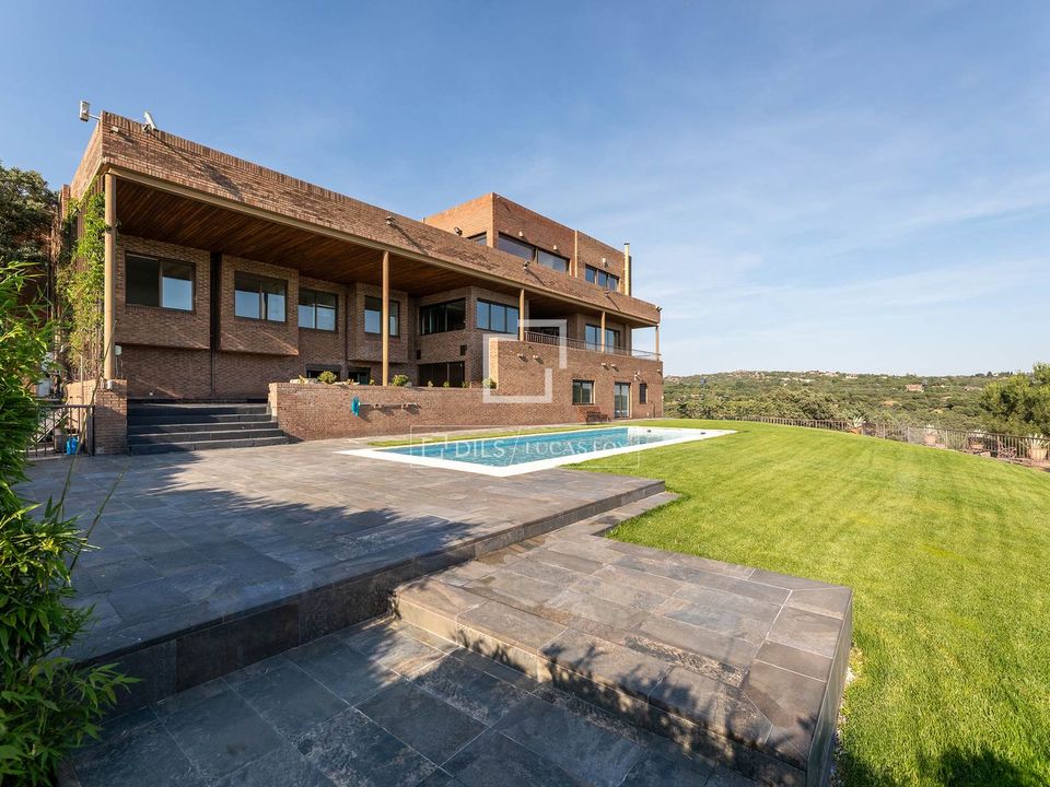 Villa i Galapagar, Madrid - bilde 1