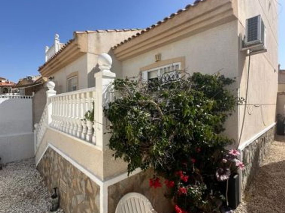 Casa adossada a Algorfa, Alicante - foto 1