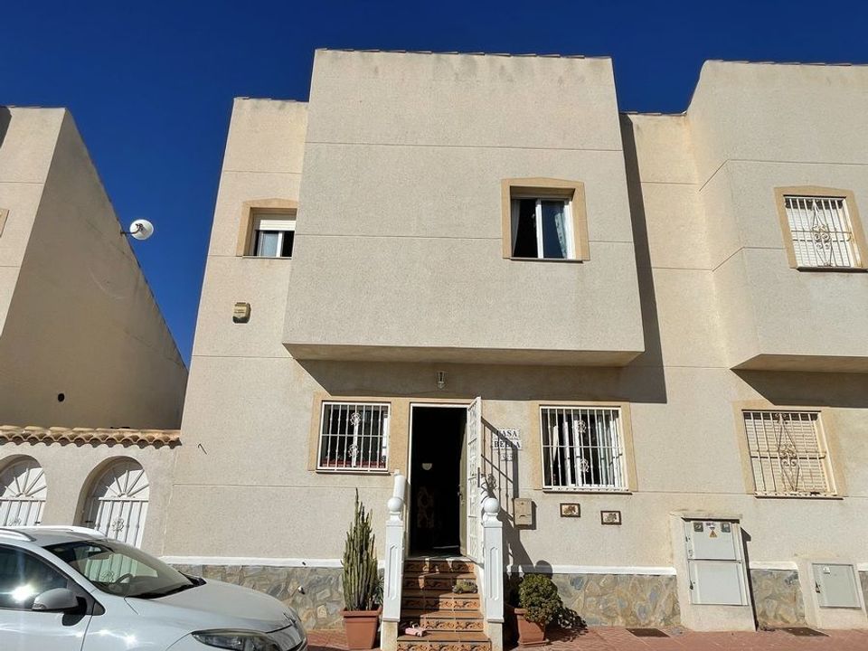 Casa adossada a Algorfa, Alicante - foto 4