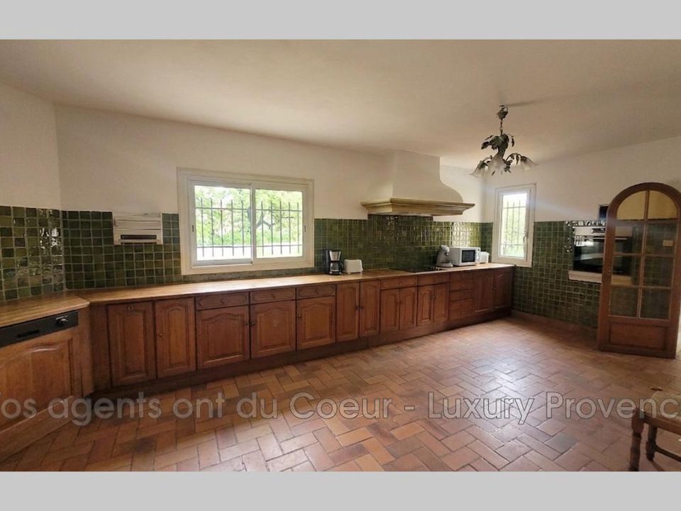 Villa i Bouc-Bel-Air, Bouches-du-Rhone - foto 3
