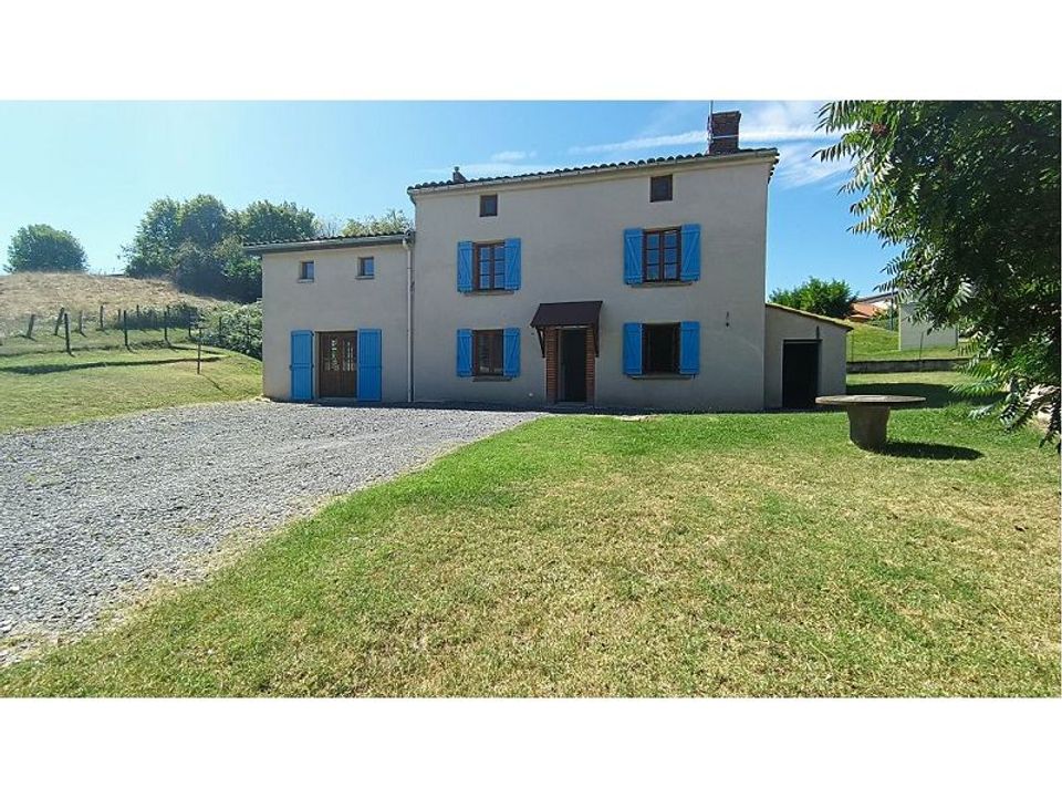 Villa i Cleppé, Loire - foto 1