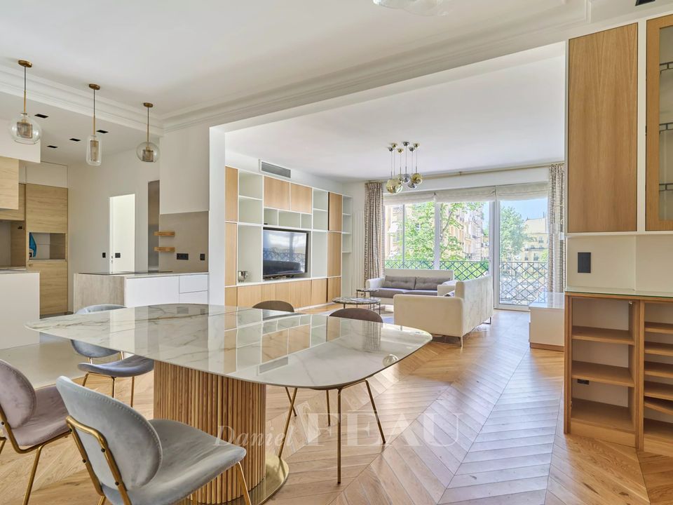 Apartment in Paris, Paris - photo 1