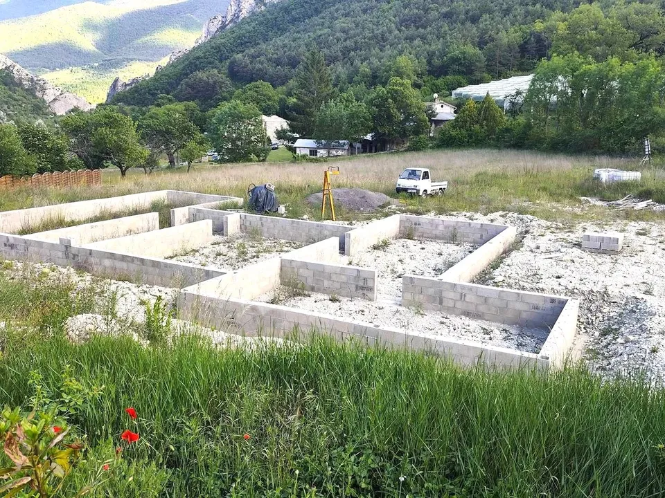 Terreno en Entrevaux, Alpes-de-Haute-Provence - foto 1
