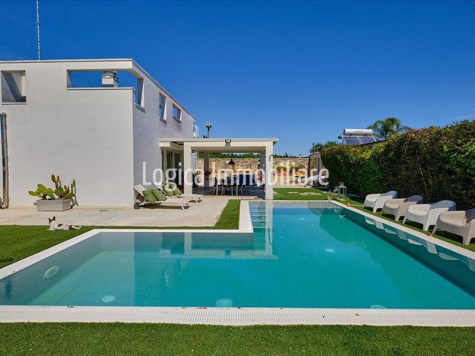 Villa in Lecce, Lecce - foto 1