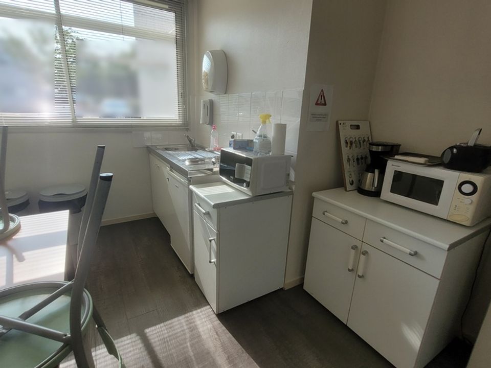 Erhvervsejendom i La Roche-sur-Yon, Vendee - foto 4
