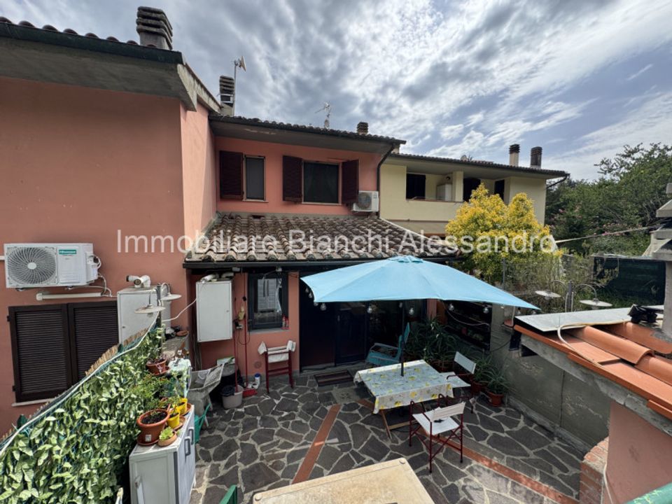 Rækkehus i Rignano sull'Arno, Florence - foto 4
