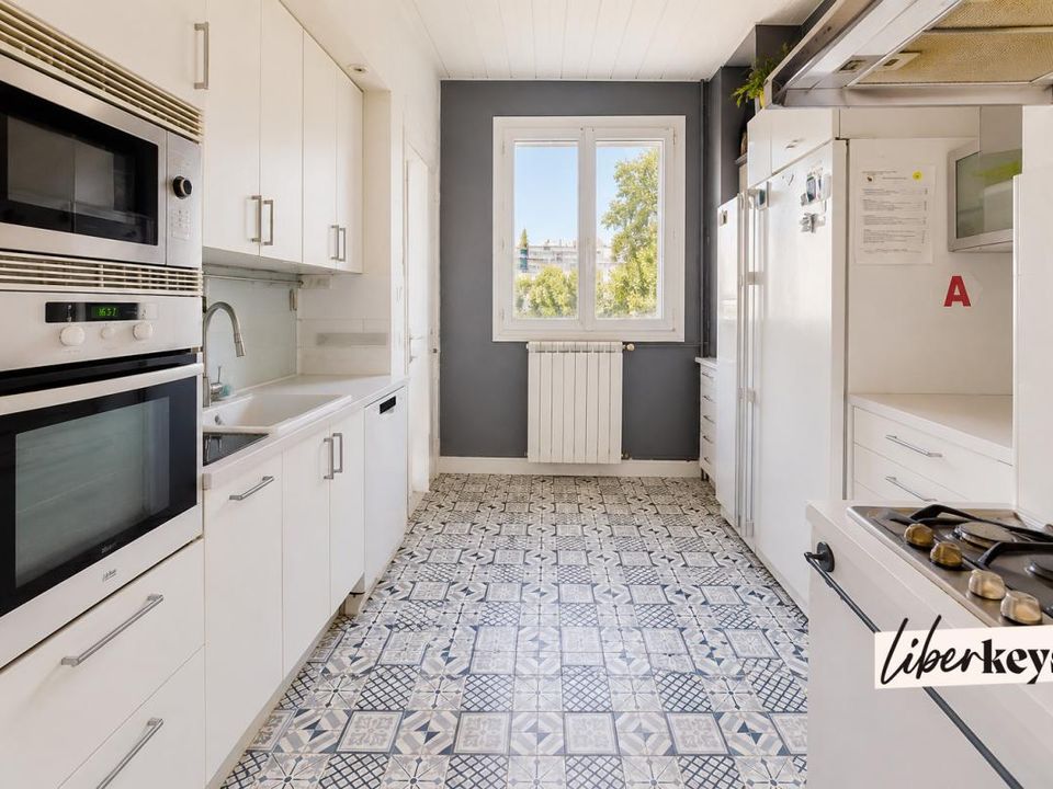 Lejlighed i Marseille, Bouches-du-Rhone - foto 4