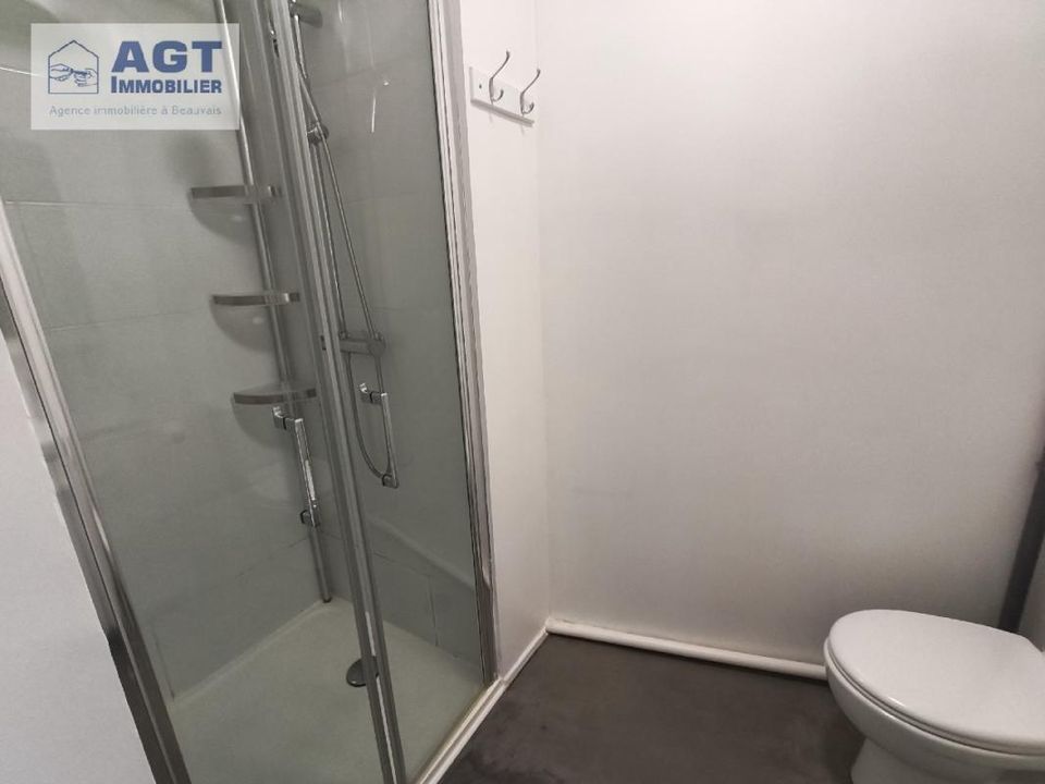 Apartment in Beauvais, Oise - photo 5