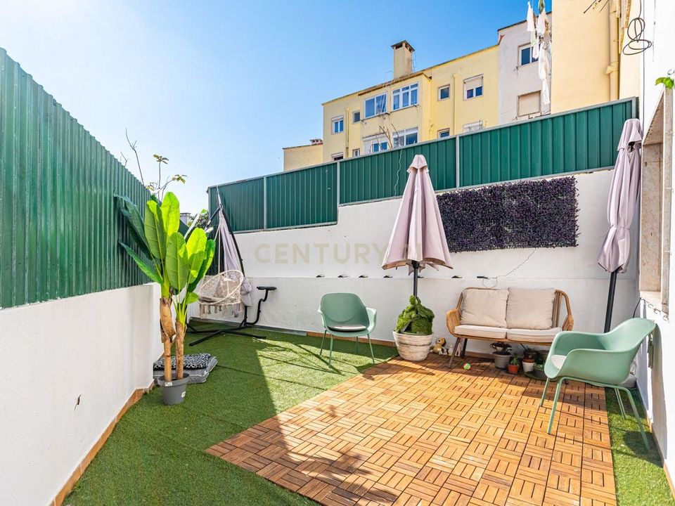 Lejlighed i Alges, Lisbon - foto 1