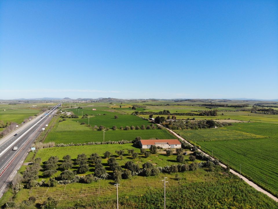 Erhvervsejendom i Monastir, Sud Sardegna - foto 3