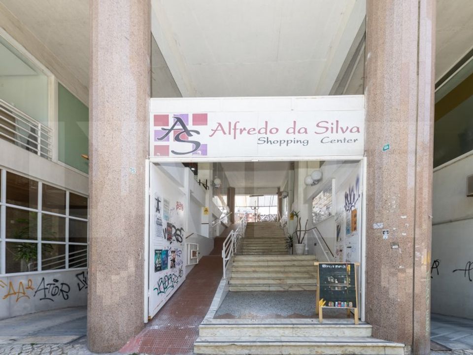 Erhvervsejendom i Barreiro, Setubal - foto 2