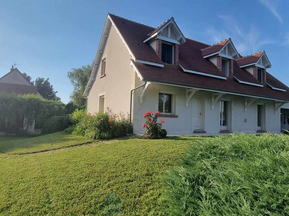 Villa in Mehun-sur-Yevre, Cher - foto 3