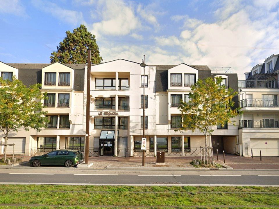 Erhvervsejendom i Châtenay-Malabry, Hauts-de-Seine - foto 1