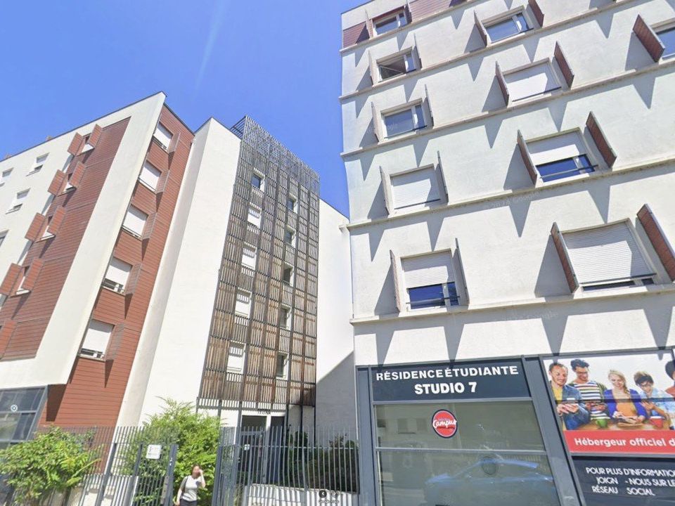 Erhvervsejendom i Lyon, Rhone - foto 1