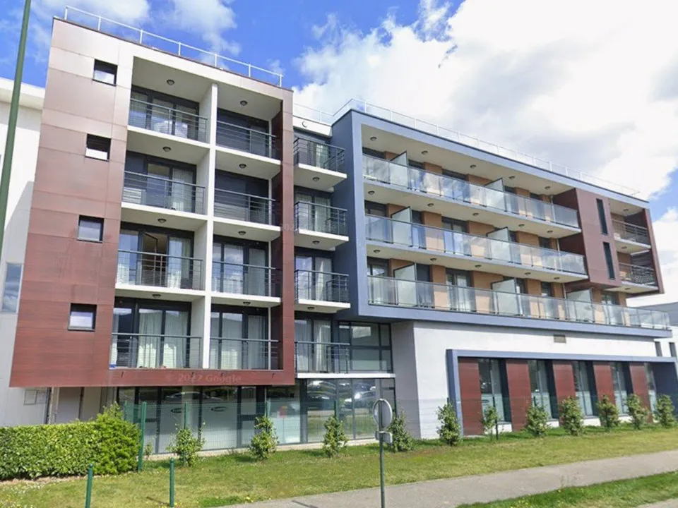Erhvervsejendom i Carrieres-sur-Seine, Yvelines - foto 1