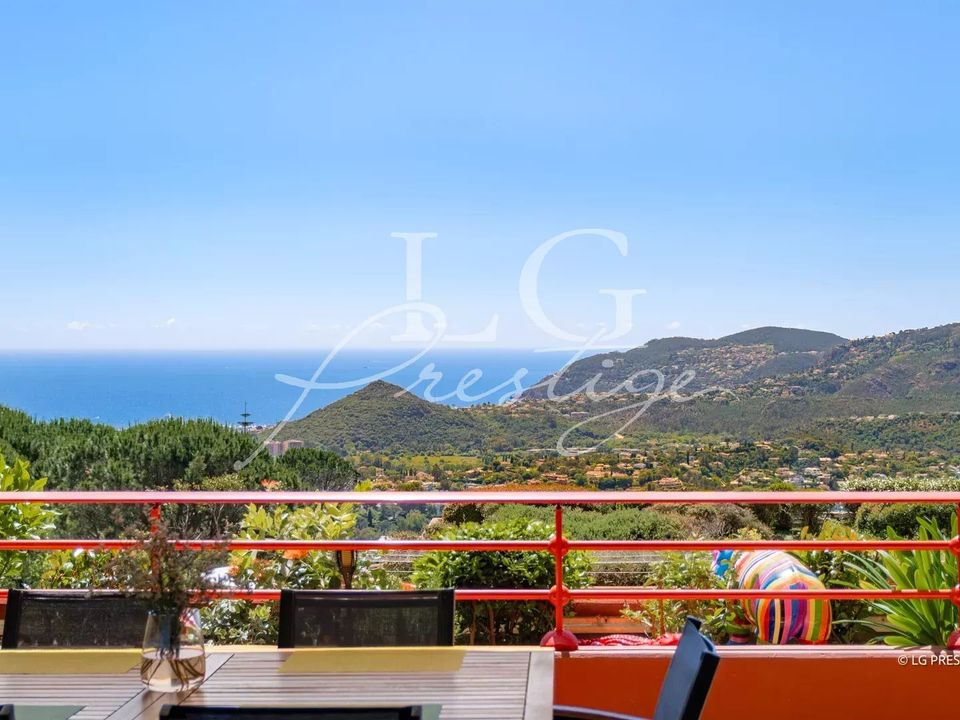 Lejlighed i Mandelieu-la-Napoule, Alpes-Maritimes - foto 1