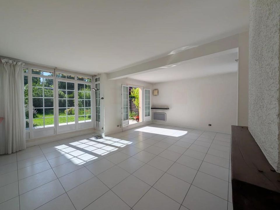 Villa i Les Clayes-Sous-Bois, Yvelines - foto 4