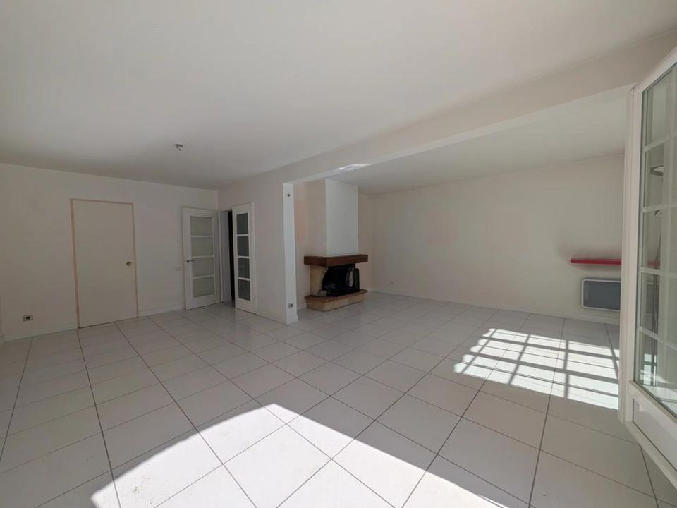 Villa i Les Clayes-Sous-Bois, Yvelines - foto 5