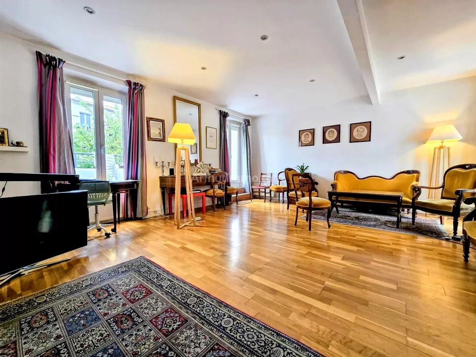 Villa i Nogent-sur-Marne, Val-de-Marne - foto 1