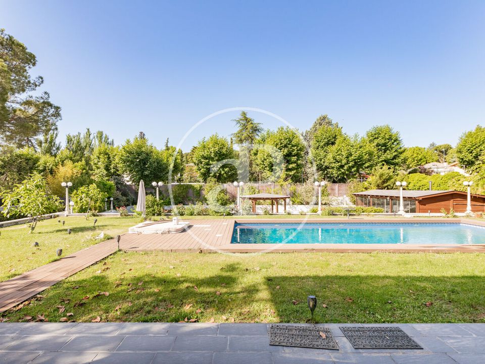 Villa i San Sebastian De Los Reyes, Madrid - foto 1