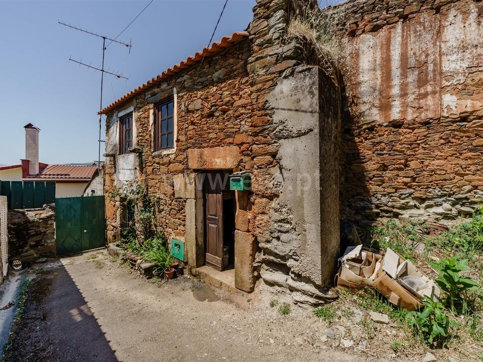 Byhus i Covilha, Castelo Branco - foto 3