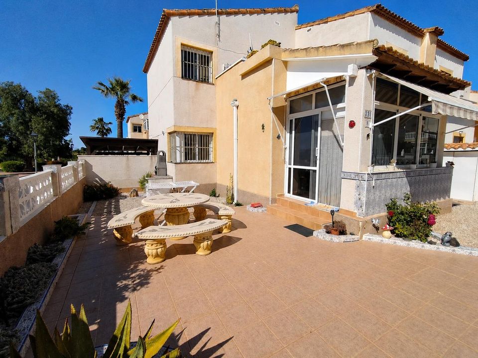 Villa - Algorfa, Alicante - photo 1