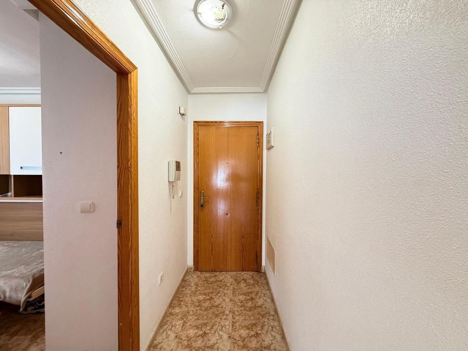 Lejlighed i Torrevieja, Alicante - foto 4
